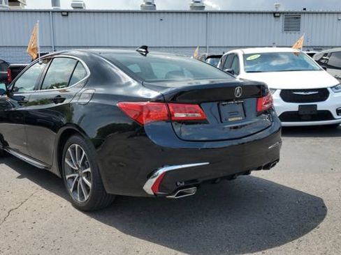 Used 2018 Acura TLX w/ Technology Package FWD image 2