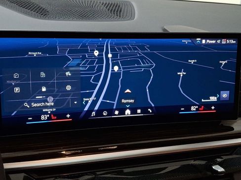 Used 2026 BMW X5 xDrive40i w/ Premium Package image 13