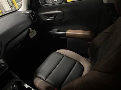 New 2025 Ford Bronco Sport Outer Banks image 13