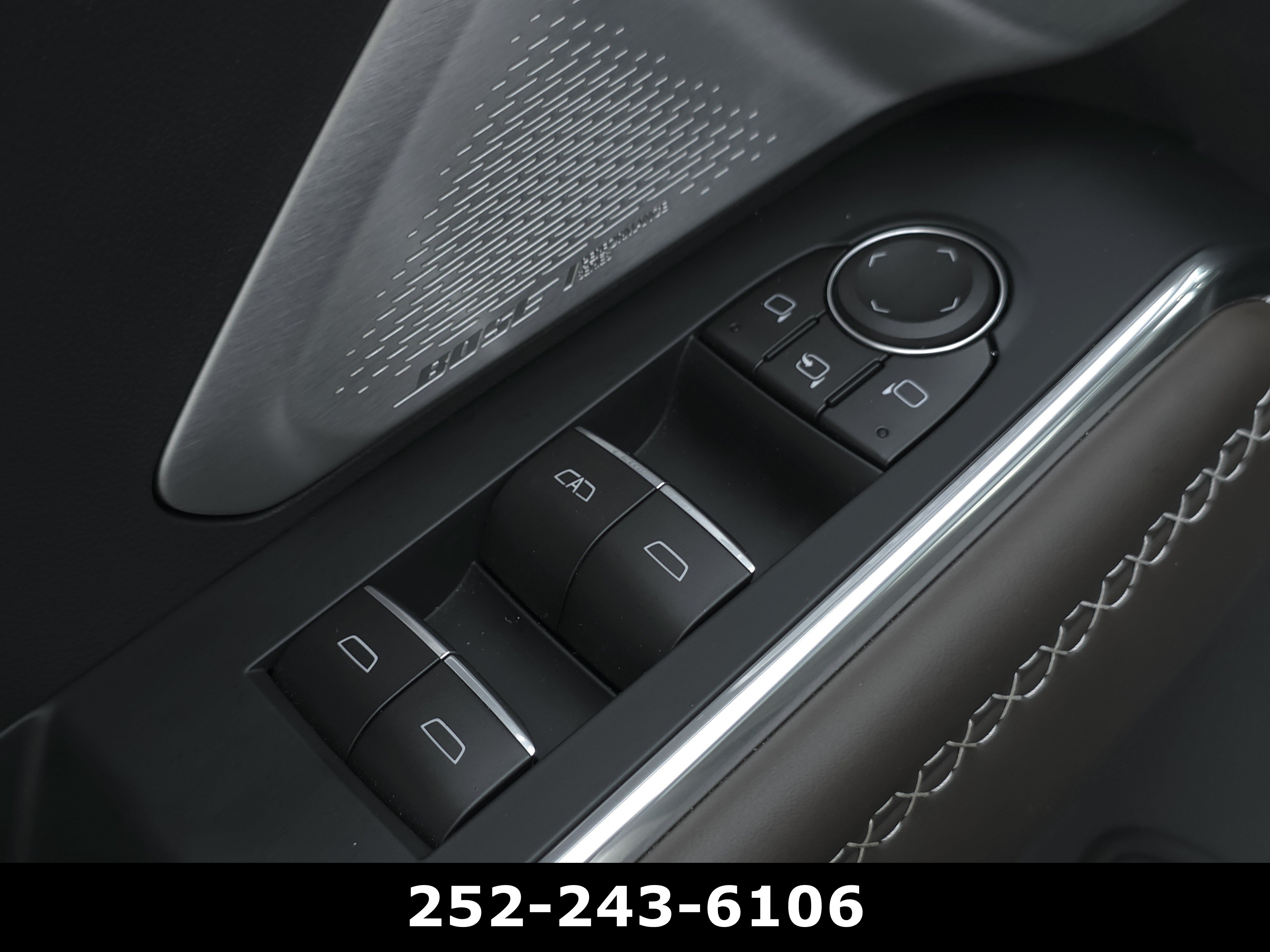 Used 2026 GMC Acadia Denali Ultimate FWD image 31