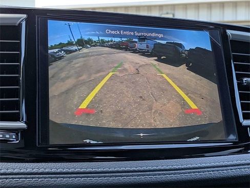 New 2026 Chrysler Pacifica Select image 22