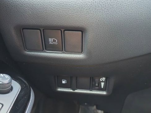 Used 2021 Toyota C-HR Nightshade image 25