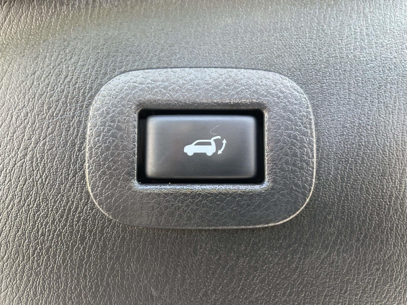 Used 2019 INFINITI QX80 Luxe AWD/4WD image 9