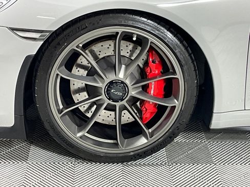 Used 2018 Porsche 911 GT3 image 23