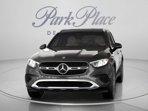 Used 2026 Mercedes-Benz GLC 300 4MATIC image 48