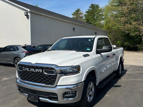 Used 2025 RAM 1500 Big Horn AWD/4WD image 1