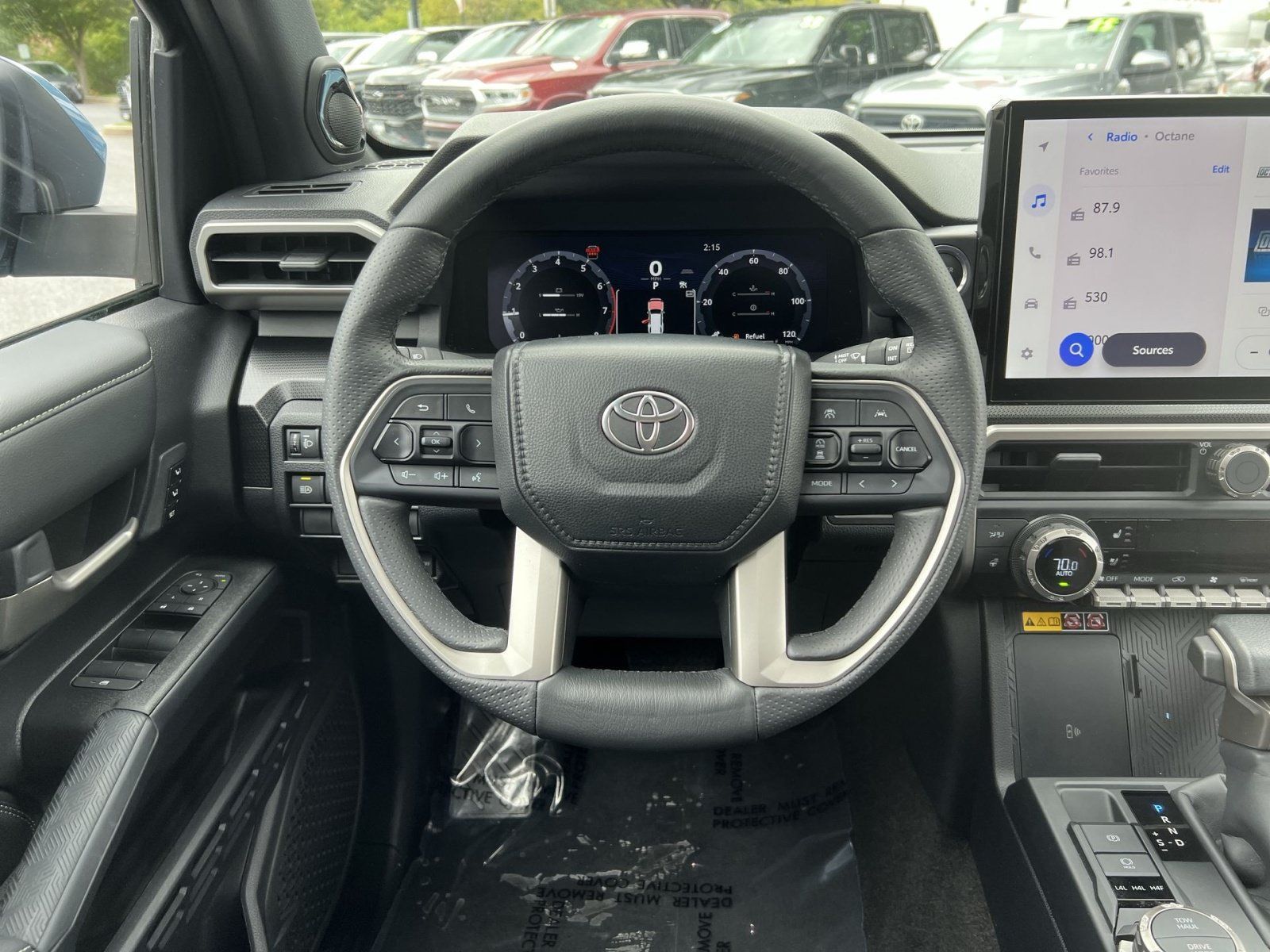 Used 2025 Toyota 4Runner Limited AWD/4WD image 16
