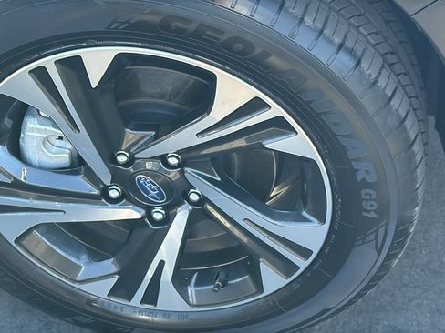Certified 2024 Subaru Crosstrek 2.0i Premium AWD/4WD image 10
