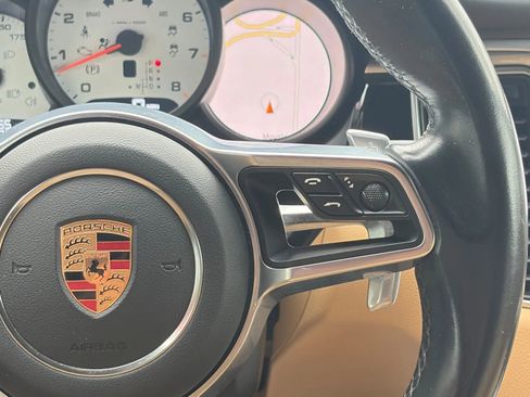Used 2017 Porsche Macan S image 30