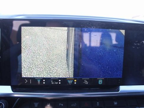 Used 2025 Chevrolet Silverado 2500 High Country w/ Technology Package image 37