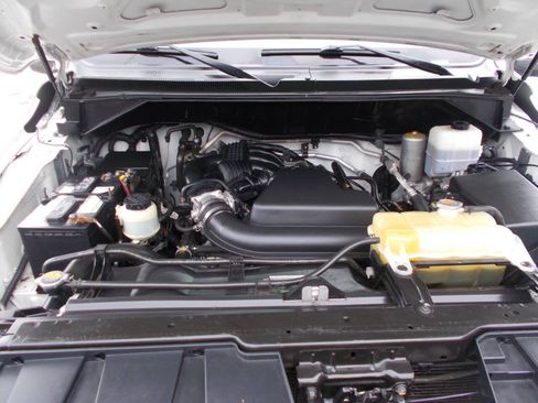 Used 2018 Nissan NV 2500 S w/ Rear Door Glass Package RWD image 9