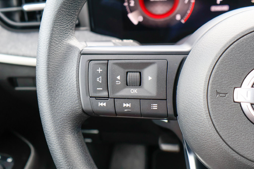 New 2027 Nissan Kicks SV FWD image 10