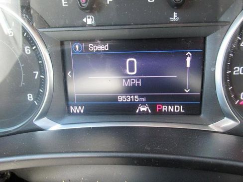 Used 2020 Chevrolet Equinox LT image 34