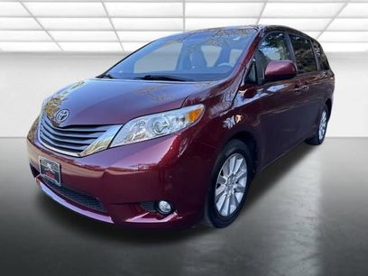 Used 2014 Toyota Sienna XLE