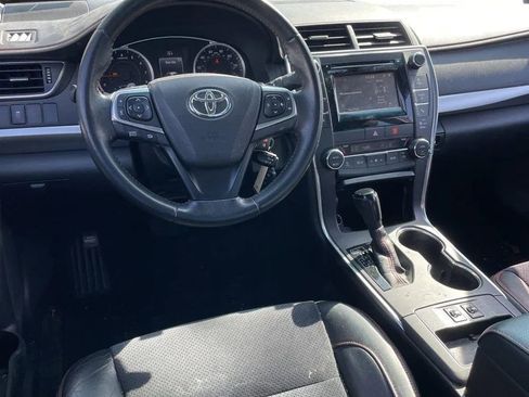 Used 2015 Toyota Camry XSE w/ Moonroof Package FWD image 22