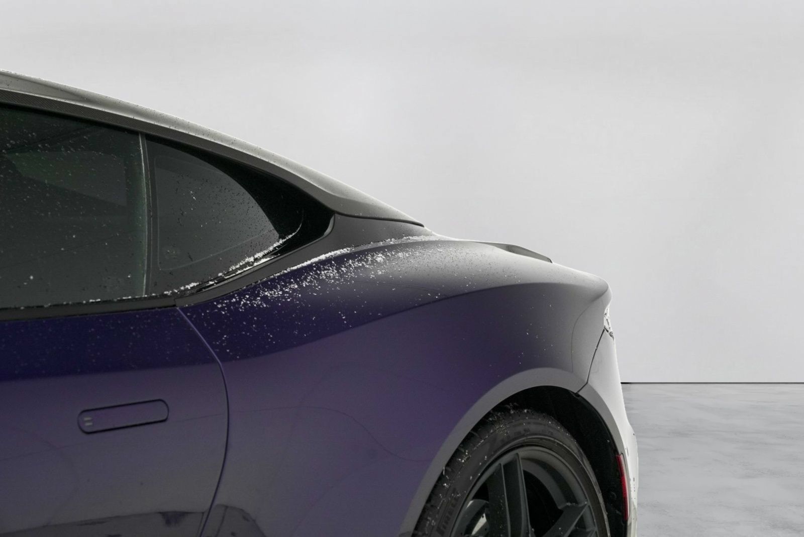 Used 2023 Aston Martin DBS Coupe RWD image 8