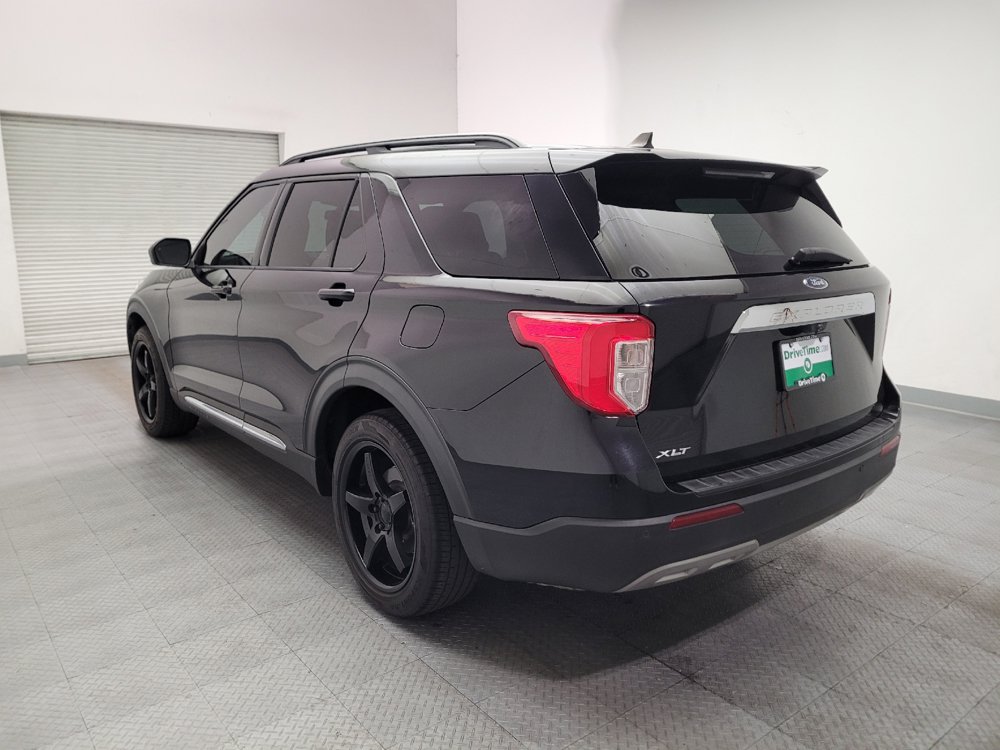 Used 2021 Ford Explorer XLT w/ Equipment Group 202A RWD image 5