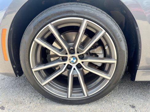Used 2020 BMW 330i xDrive Sedan w/ Premium Package AWD/4WD image 16