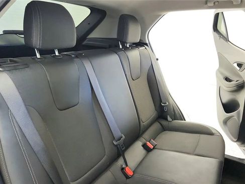 Used 2025 Buick Encore GX Preferred FWD image 36