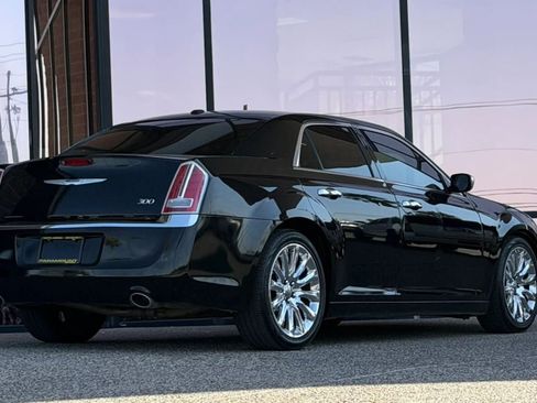 Used 2014 Chrysler 300 Uptown Edition w/ Quick Order Package 22M RWD image 13