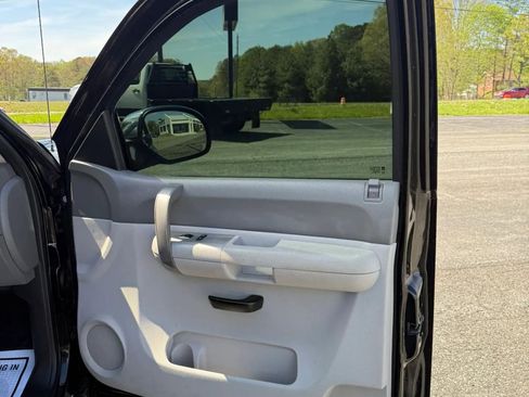 Used 2008 Chevrolet Silverado 1500 W/T w/ Towing Package image 27