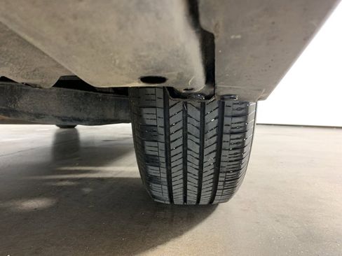 Used 2025 Toyota Camry LE image 39