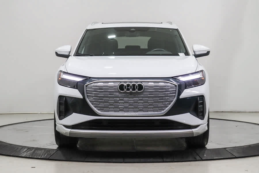 Used 2023 Audi Q4 e-tron Premium w/ Convenience Package RWD image 2