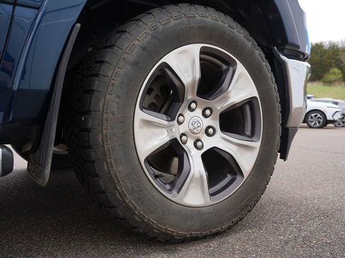 Used 2020 RAM 1500 Laramie AWD/4WD image 31