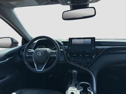 Used 2024 Toyota Camry XLE w/ Navigation Package FWD image 14