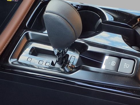 New 2026 Subaru Forester Touring image 9