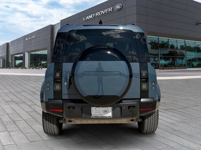 Certified 2026 Land Rover Defender 110 X-Dynamic SE AWD/4WD image 4