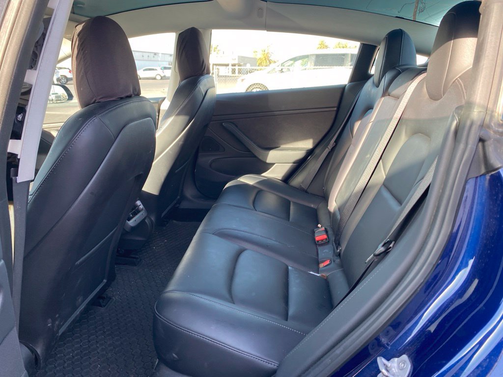 Used 2018 Tesla Model 3 Mid Range RWD image 8