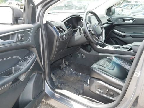 Used 2024 Ford Edge Titanium AWD/4WD image 12