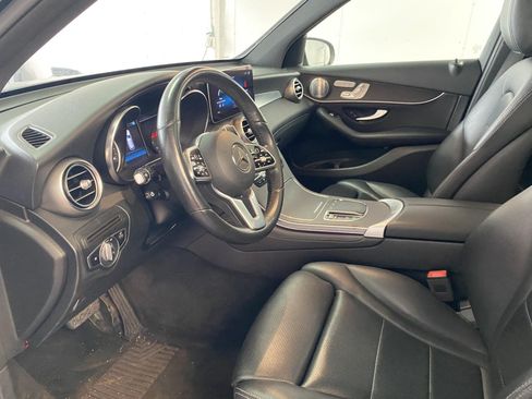 Used 2020 Mercedes-Benz GLC 300 w/ Multimedia Package image 21