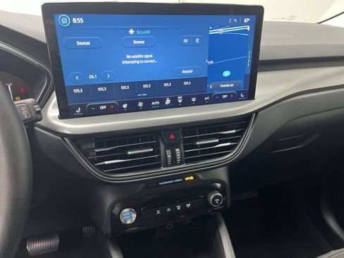 Used 2024 Ford Escape Active w/ Tech Pack #1 AWD/4WD image 19