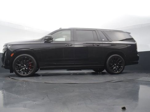 Used 2023 Cadillac Escalade ESV Sport w/ LPO, ONYX Package AWD/4WD image 50