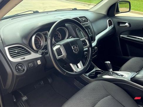 Used 2018 Dodge Journey SXT w/ Connectivity Group image 14