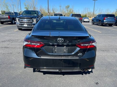 Used 2021 Toyota Camry SE w/ Cold Weather Package AWD/4WD image 5