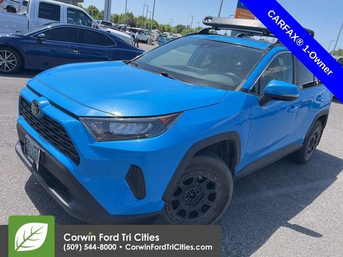 Used 2019 Toyota RAV4 LE w/ All Weather Liner Package AWD/4WD image 3