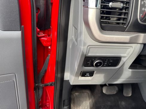 Used 2023 Ford F150 XLT AWD/4WD image 17