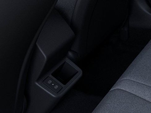 New 2025 Kia K4 LXS image 27