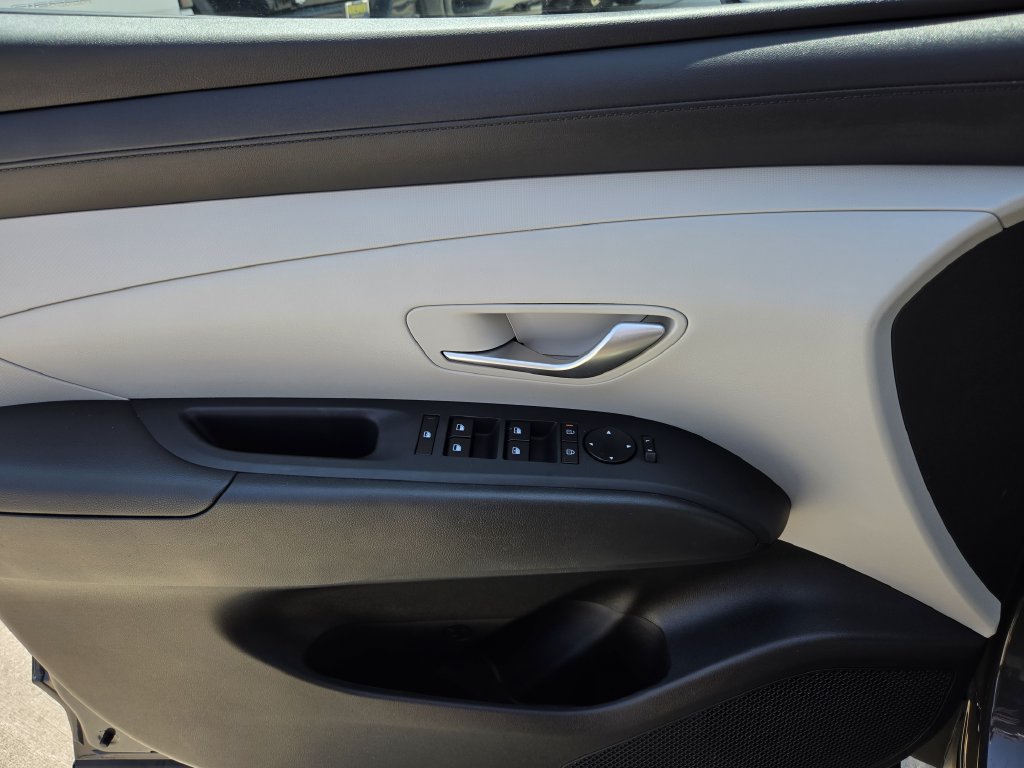 Used 2026 Hyundai Tucson SEL Plus FWD image 13