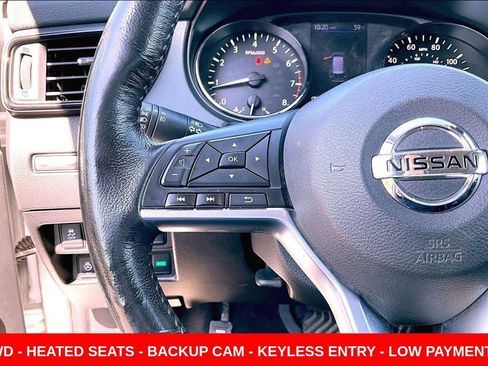 Used 2018 Nissan Rogue SL w/ Premium Package AWD/4WD image 11