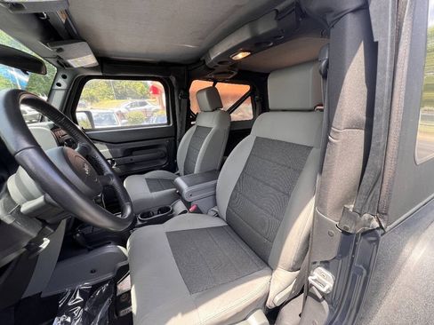 Used 2008 Jeep Wrangler X AWD/4WD image 14