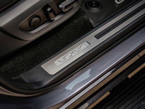 Used 2025 Lexus GX 550 w/ Accessory Package (Z1) image 49