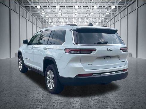 Used 2023 Jeep Grand Cherokee L Limited AWD/4WD image 10