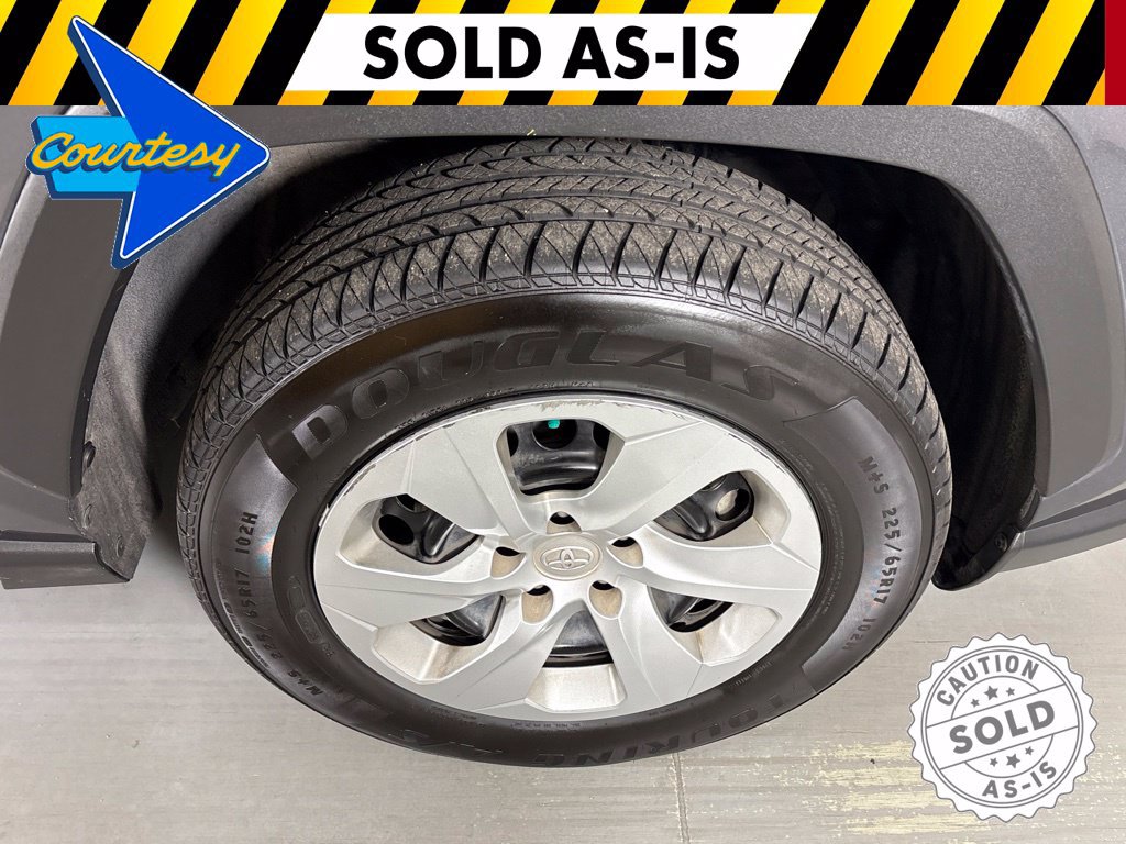 Used 2021 Toyota RAV4 LE w/ Carpet Mat Package (TMS) FWD image 10