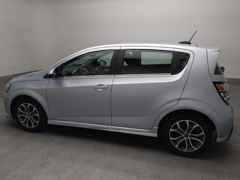 Used 2018 Chevrolet Sonic LT FWD image 3