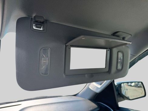 Used 2019 Chevrolet Suburban Premier AWD/4WD image 30