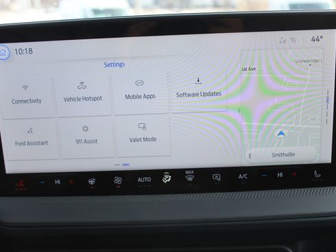 New 2026 Ford Maverick Lariat w/ Black Appearance Package image 39